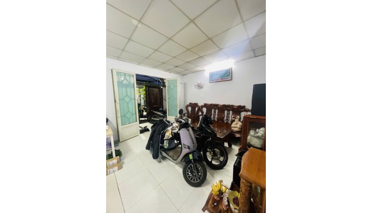 Bán nhà 108m² đường Tỉnh Lộ 10, Tân Tạo, Bình Tân - 4.4 tỷ